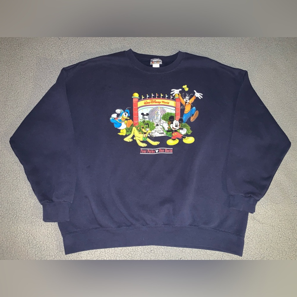 Vintage Rare Walt Disney World Crewneck Sweatshirt